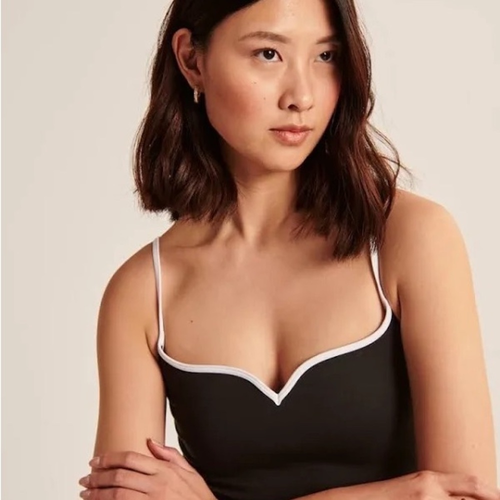 Abercrombie Ponte Sweetheart Top size xs